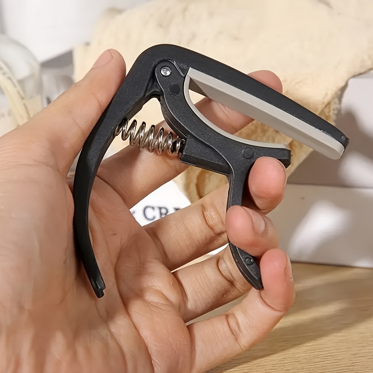 Durable Wooden Guitar Capo Tun - Guitar Capo Clip 评论和价格
