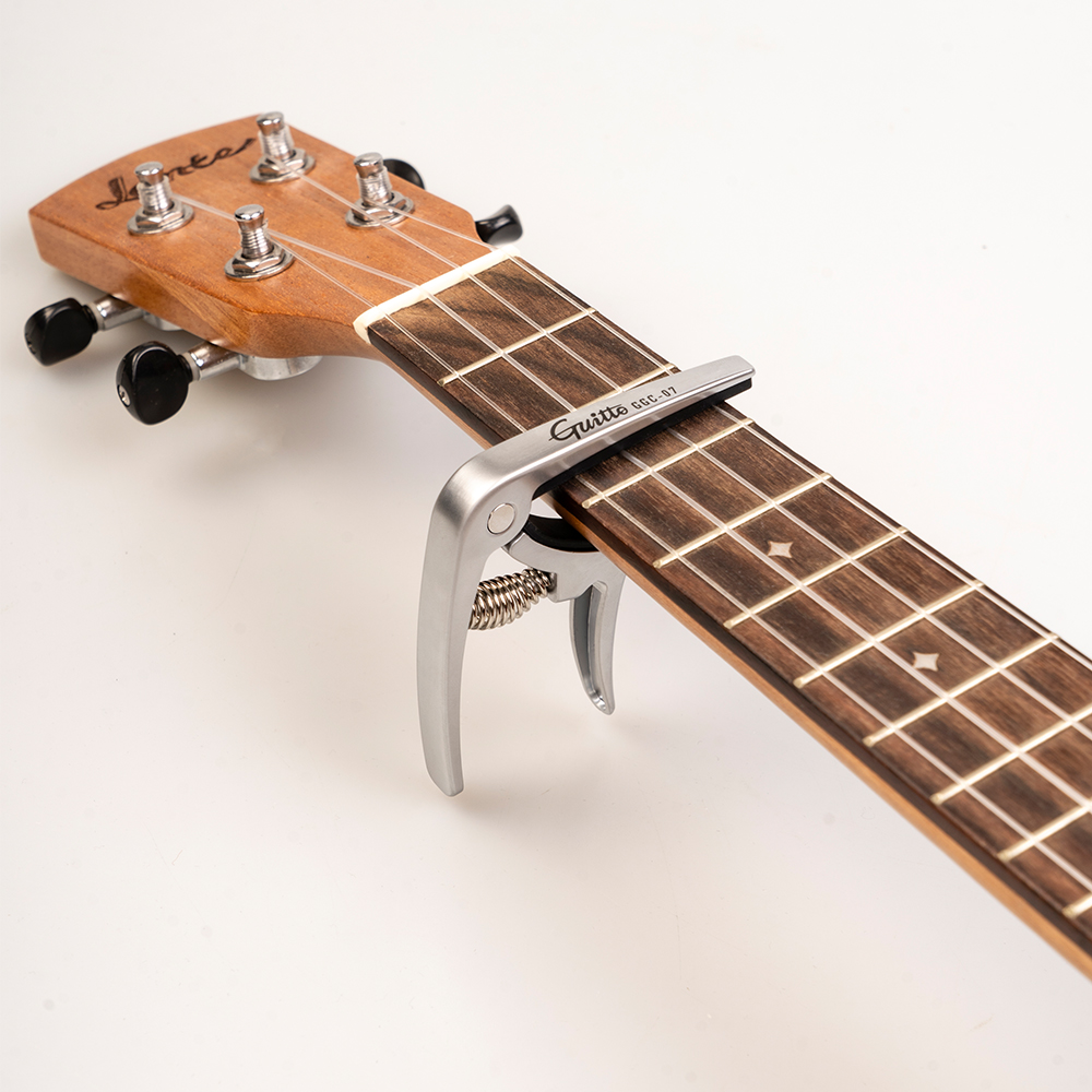 GUITTO GGC-07 Ukulele Capo Qui - Guitar Capo Clip 评论和价格